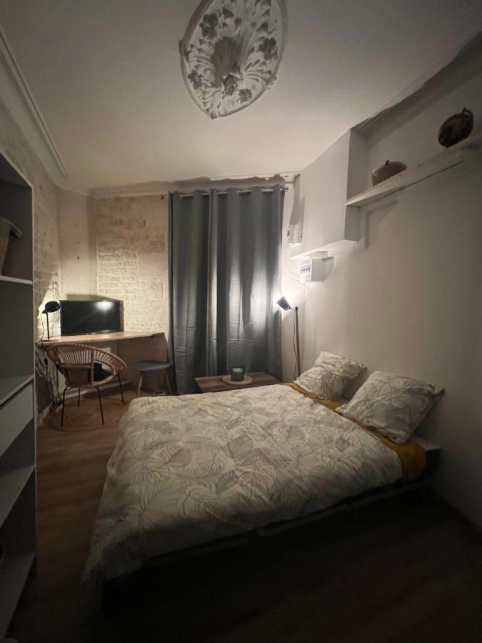 Appartement Le Bjorn - T1 chaleureux refait à neuf - Centre à Niort Extérieur photo